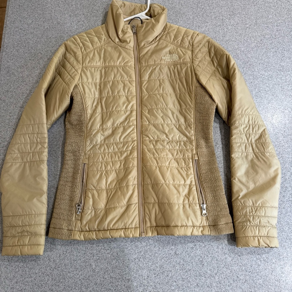 The North Face Women's Vintage Jacket. Lightweight Puffer. S/P. EUC. Gold